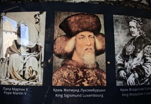 Ugarski kralj Žigmund je sledeće 1428. godine pokušao da zauzme utvrđenje, ali je doživeo katastrofalan poraz. Neuspeh ove velike opsade i potonje povlačenje hrišćanske vojske ostavili su lokalno stanovništvo na milost i nemilost pobednicima - Sputnik Srbija
