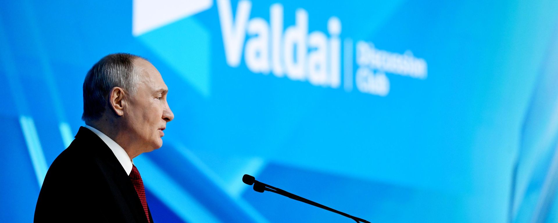 Predsednik Rusije Vladimir Putin Predsednik Rusije Vladimir Putin - Sputnik Srbija, 1920, 01.10.2026