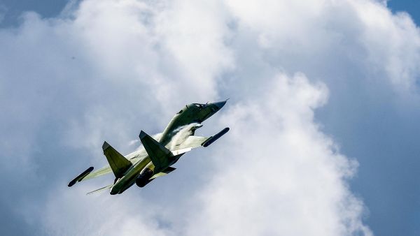 Lovac Su-34 - Sputnik Srbija