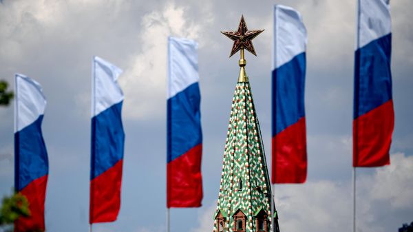 Ukrašavanje Moskve za Dan Rusije - Sputnik Srbija