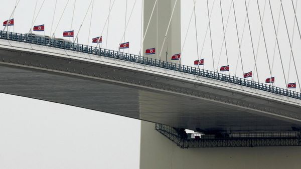 Most izmešu Kine i Severne Koreje preko reke Jalu - Sputnik Srbija