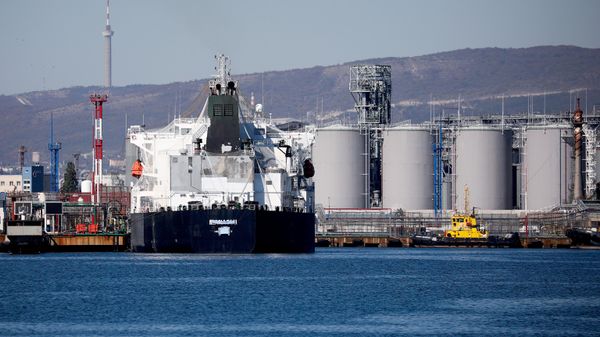 Танкер са нафтом у луци Новоросијск - Sputnik Србија