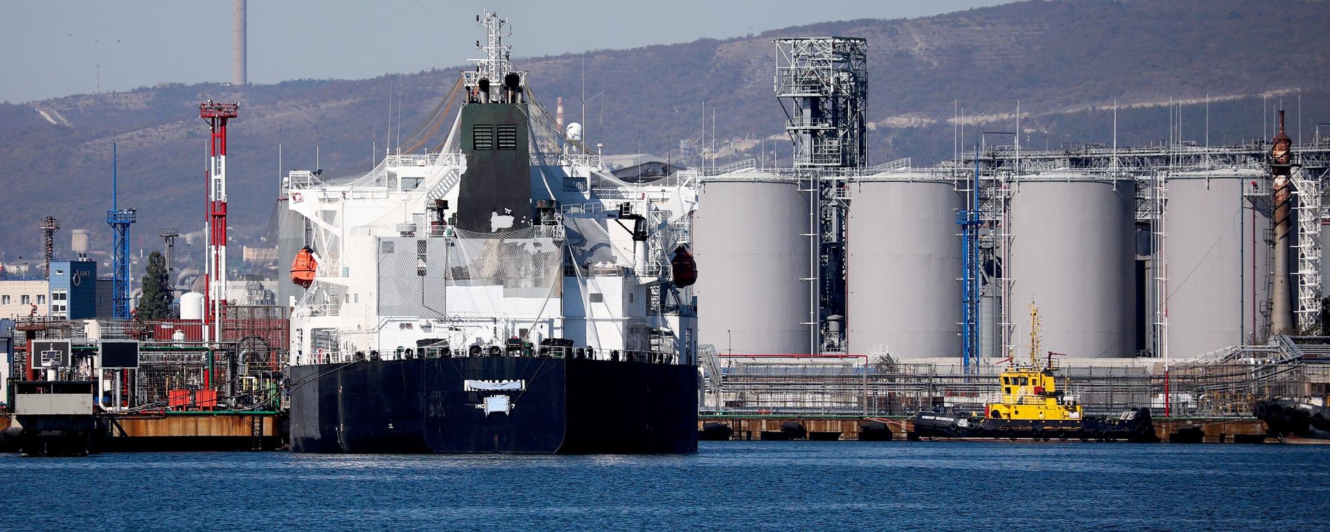 Tanker sa naftom u luci Novorosijsk - Sputnik Srbija, 1920, 23.10.2026