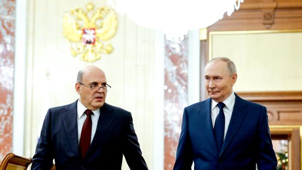Premijer Rusije Mihail Mišustin i predsednik Rusije Vladimir Putin - Sputnik Srbija