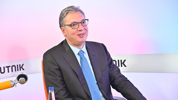Aleksandar Vučić u Sputnjiku - Sputnik Srbija