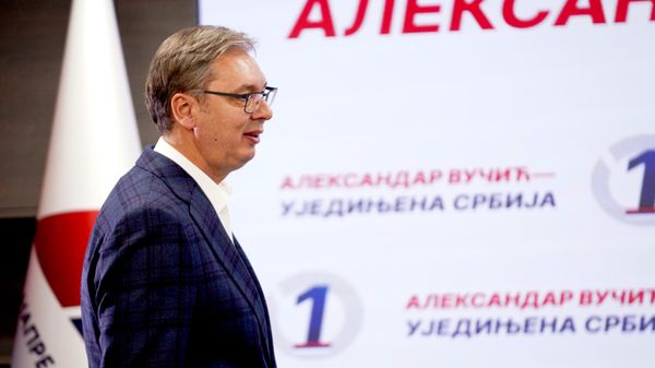Nosilac liste Ujedinjena Srbija Aleksandar Vučić u štabu SNS-a. - Sputnik Srbija