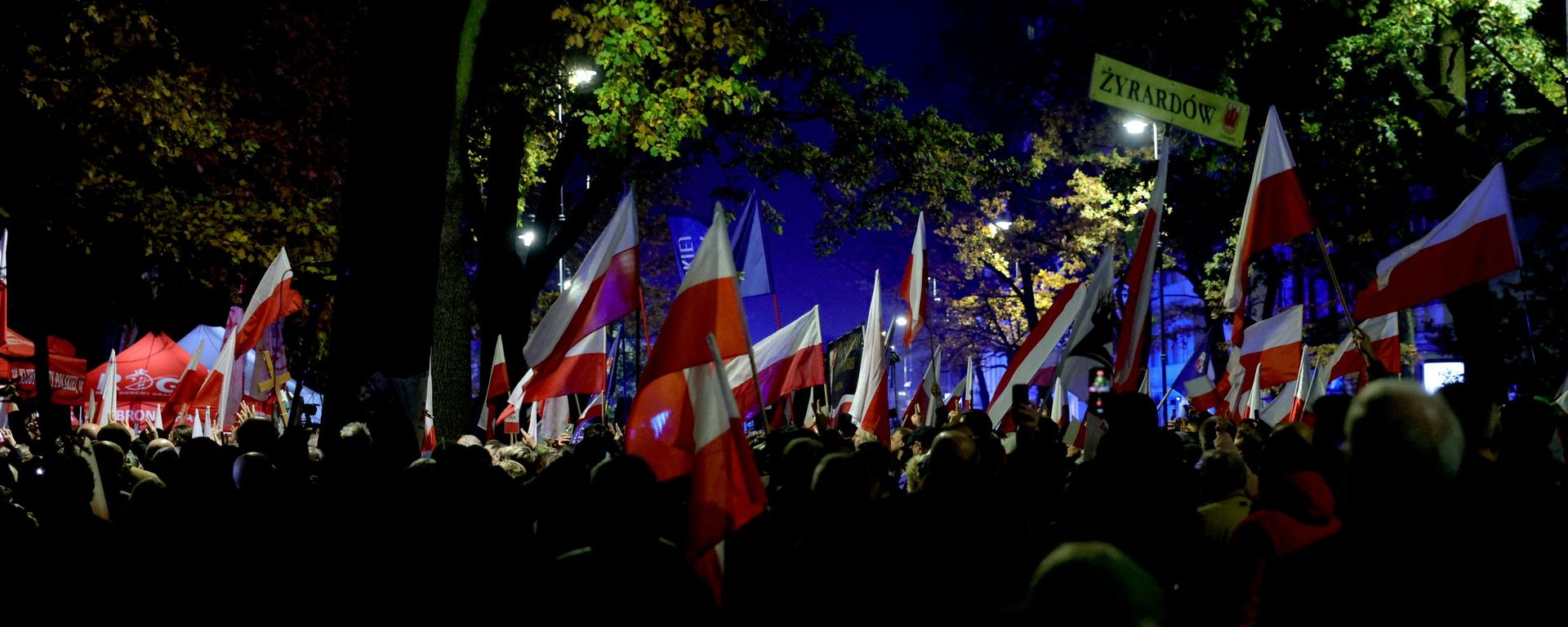Protest ispred poljskog Ustavnog suda u Varšavi. - Sputnik Srbija, 1920, 31.10.2026