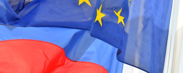 Zastave Rusije i EU Zastave Rusije i EU - Sputnik Srbija