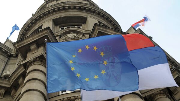I građani Srbije na pomen evropskih integracija prvenstveno pomisle na bolji život - Sputnik Srbija