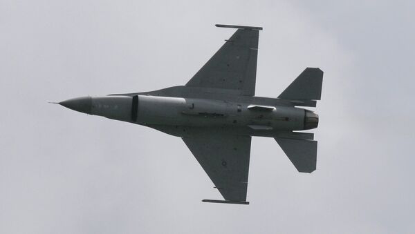 Lovac F-16 - Sputnik Srbija