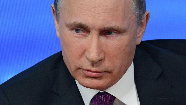 O Putinu se govori kao o čoveku koji «krije svoju pravu prirodu iza niza maski» - Sputnik Srbija