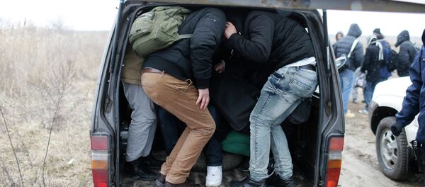 Јужну српску покрајину је од септембра до краја јануара напустило око 40.000 грађана албанске националности - Sputnik Србија