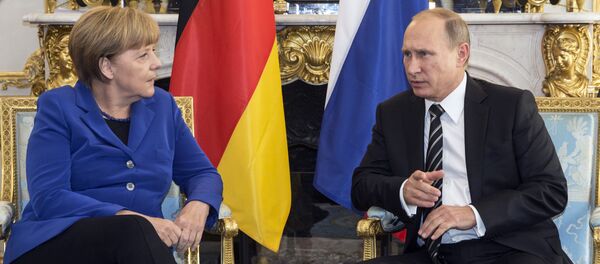 Predsednik Vladimir Putin i kanclerka Nemačke Angela Merkel u poseti Francuskoj Predsednik Vladimir Putin i kanclerka Nemačke Angela Merkel u poseti Francuskoj - Sputnik Srbija