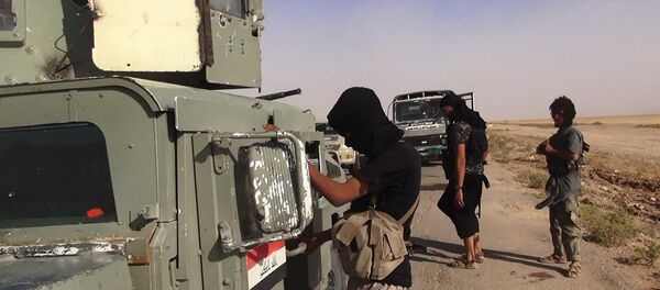 Pripadnici terorističke organizacije Islamska država - Sputnik Srbija