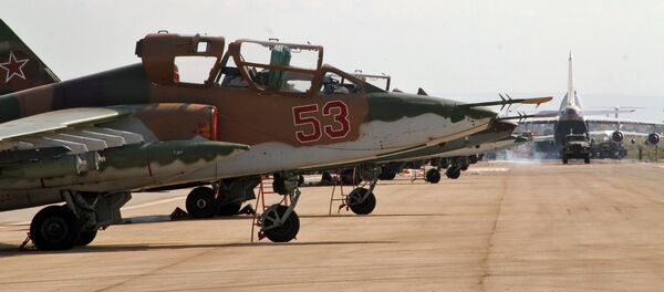 Руски авиони у бази Хмејмим у Сирији Руски авиони у бази Хмејмим у Сирији - Sputnik Србија