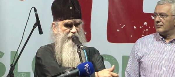 Митрополит Амфилохије на протесту опозиције у Подгорици - Sputnik Србија