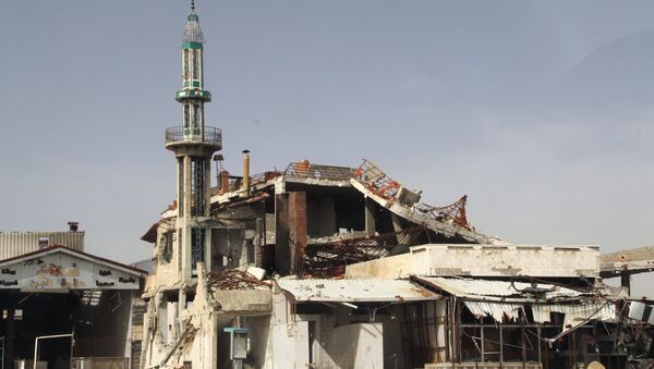 Уништена џамија  као резултат сукоба у Хомс, Сирија - Sputnik Србија