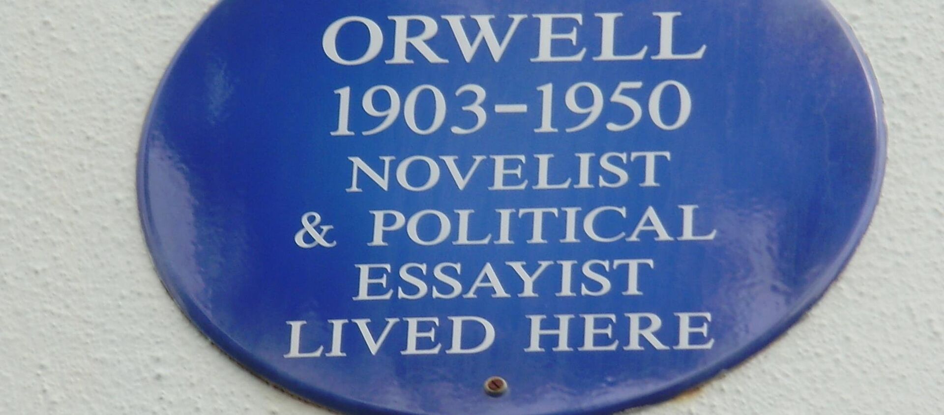 Tabla na kući u Portobelo roudu u Londonu u kojoj je živeo Džordž Orvel - Sputnik Srbija, 1920, 08.10.2015