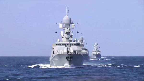 Brodovi iz Kaspijske flote lansirali krstareće rakete na pozicije  terorista ID u Siriji - Sputnik Srbija