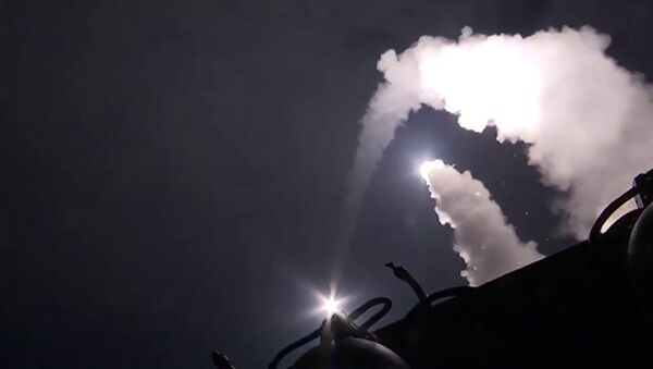 Бродови из Каспијске флоте лансирали крстареће ракете на позиције терориста ИД у Сирији - Sputnik Србија