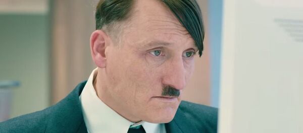 Сцена из серије ER IST WIEDER DA - Sputnik Србија