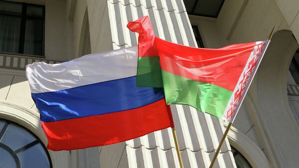 Белоруска и руска застава - Sputnik Србија