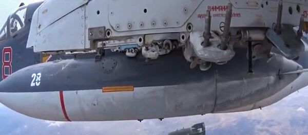 Ruski bombarderi ispuštaju bombe na položaje ID Ruski bombarderi ispuštaju bombe na položaje ID - Sputnik Srbija