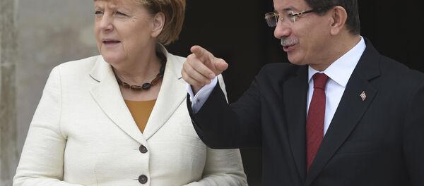 Ангела Меркел и Ахмет Давутоглу - Sputnik Србија