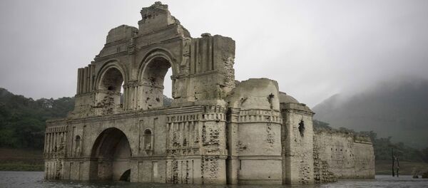 Ostaci crkve iz 16. veka u Meksiku - Sputnik Srbija