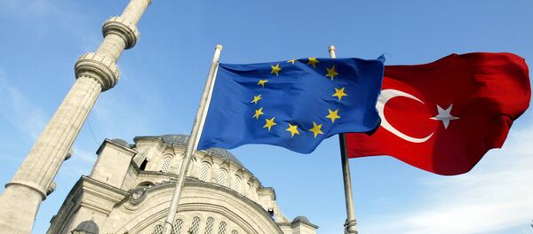 Заставе Турске и Европске уније - Sputnik Србија
