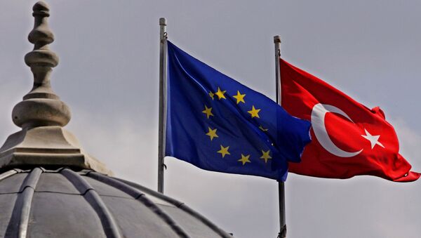 Заставе Турске и Европске уније - Sputnik Србија