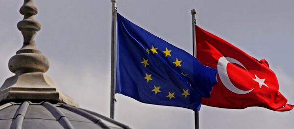 Заставе Турске и Европске уније - Sputnik Србија