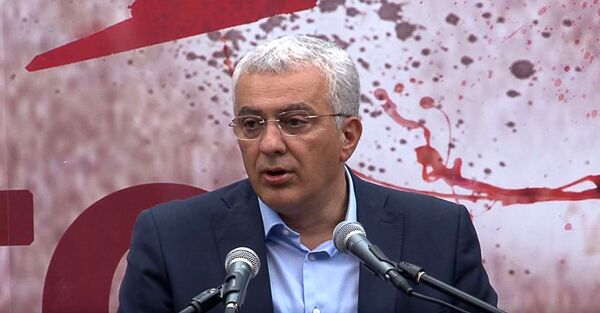 Лидер странке Демократски фронт у Црној Гори, Андрија Мандић Лидер странке Демократски фронт у Црној Гори, Андрија Мандић - Sputnik Србија
