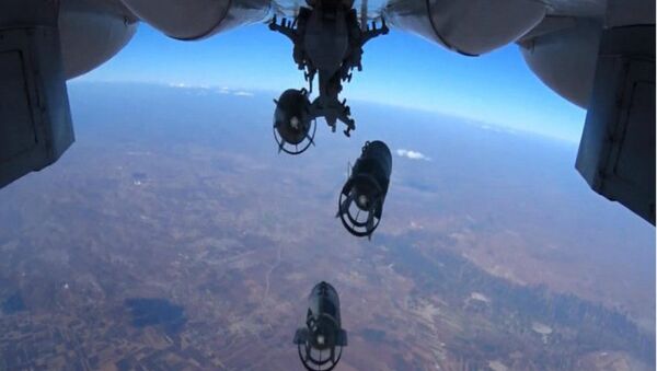 Ruski vazdušni napadi na položaje ID u Siriji - Sputnik Srbija