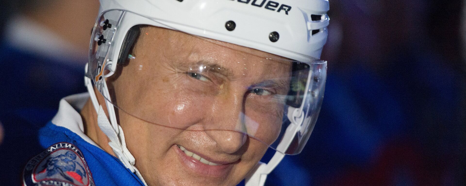 Predsednik Ruske Federacije Vladimir Putin na hokejaškoj utakmici - Sputnik Srbija, 1920, 22.12.2025