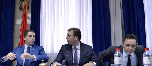 Александар Вучић са представницима Срба са КиМ - Sputnik Србија