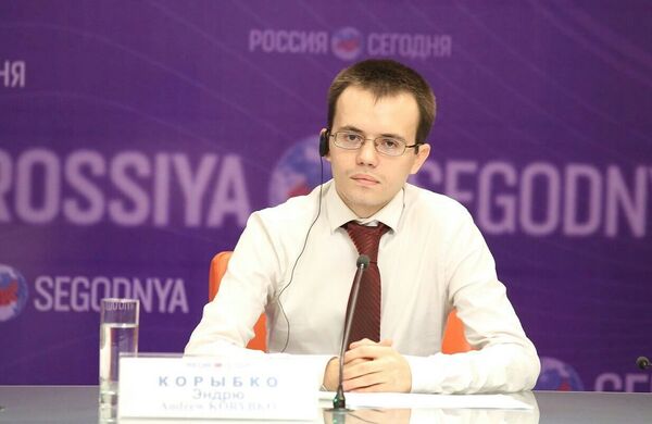 Ендру Корбико, амерички аналитичар Ендру Корбико, амерички аналитичар - Sputnik Србија