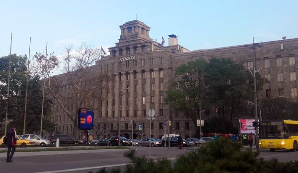 Ванредно стање мења радно време: Како ће радити тржни центри, продавнице, поште - Sputnik Србија