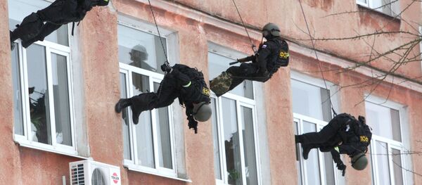 Ослобађање талаца и неутралисање терориста — вежба припадника Федералне службе безбедности Руске Федерације. - Sputnik Србија