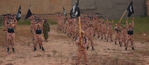 Борци Исламске државе (архивска фотографија) - Sputnik Србија