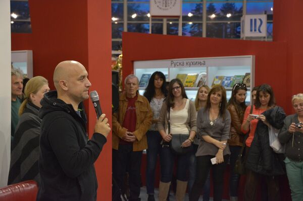 Захар Прилепин на Међународном сајму књига у Београду - Sputnik Србија