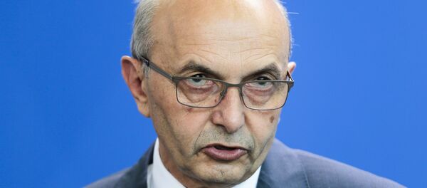 Иса Мустафа Иса Мустафа - Sputnik Србија