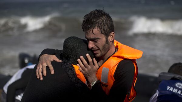 Izbeglice iz Sirije na grčkom ostrvu Lezbos. - Sputnik Srbija