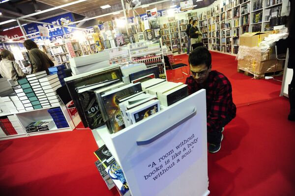 Јесењи фестивал књиге није алтернатива за Сајам књига у Београду /видео/ - Sputnik Србија