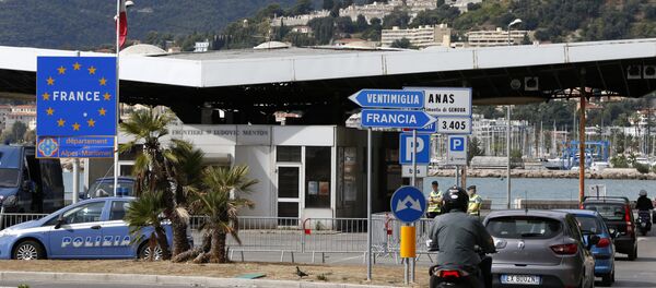 Francusko-italijanska granica, ulaz u Francusku Francusko-italijanska granica, ulaz u Francusku - Sputnik Srbija