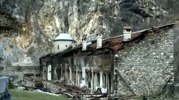 Paljenje manastira na KiM - Sputnik Srbija