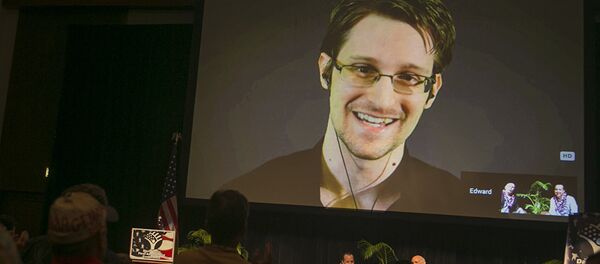 Едвард Сноуден - Sputnik Србија