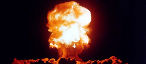 Američka nuklearna proba u Nevadi 1957. Američka nuklearna proba u Nevadi 1957. - Sputnik Srbija