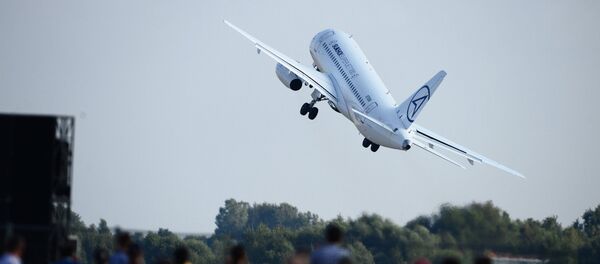 Сухој суперџет 100 (SSJ100) - Sputnik Србија