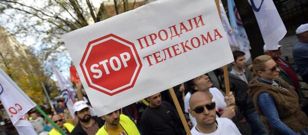 Protest protiv prodaje Telekoma Protest protiv prodaje Telekoma - Sputnik Srbija